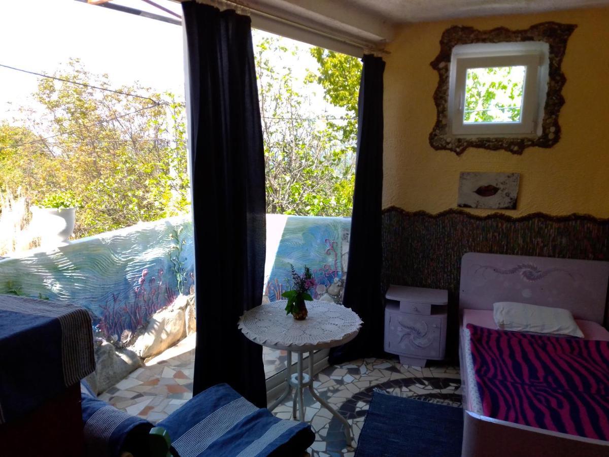 Pićan Apartman Sirena מראה חיצוני תמונה